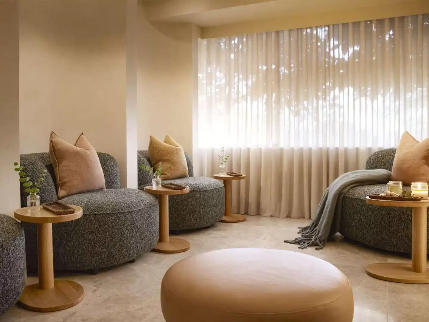 Mondrian Gold Coast Lobby