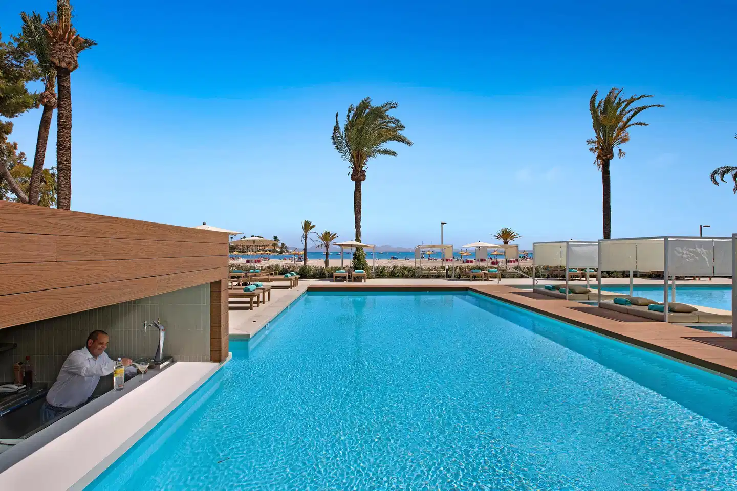 VIVA Golf Adults Only 18+ Pool