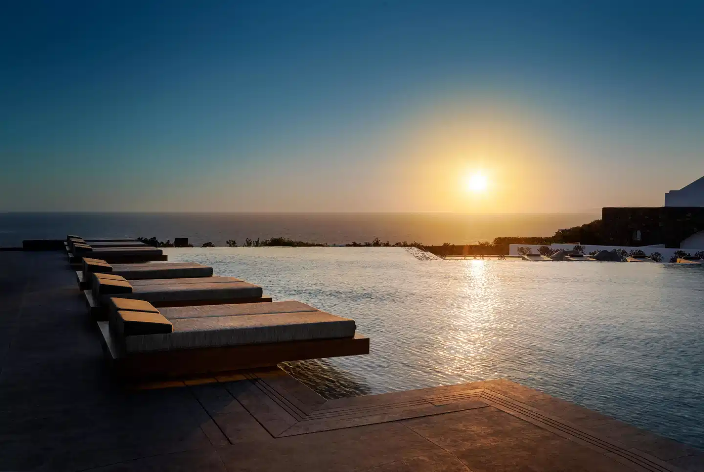 Santo Pure Oia Suites & Villas Pool
