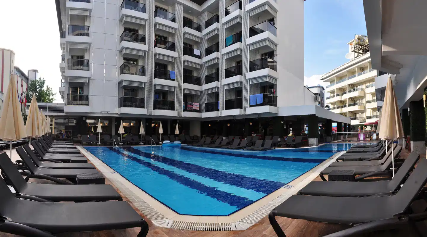 Oba Star Pool