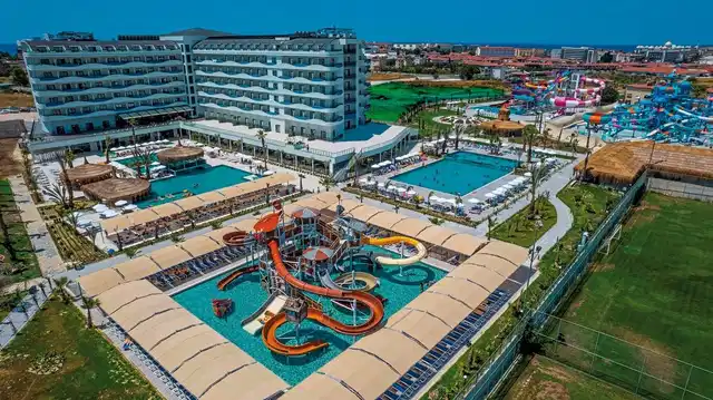 Dream Water World Pool