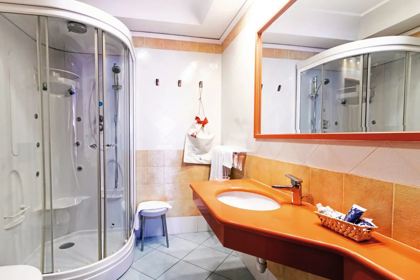 Terme Alexander Badezimmer