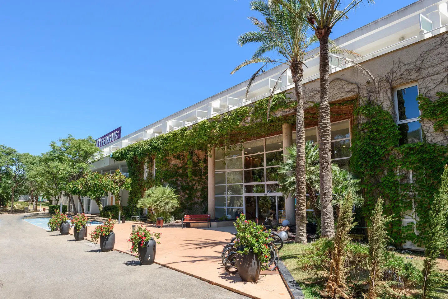 Fergus Club Palmanova Park Aussenansicht