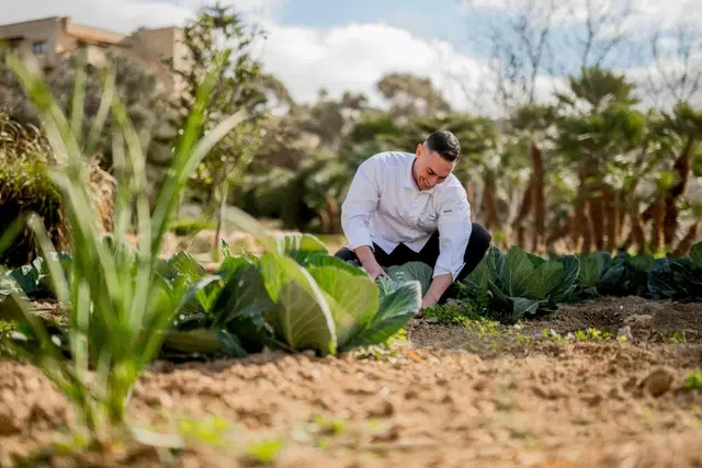 Kempinski San Lawrenz Personen