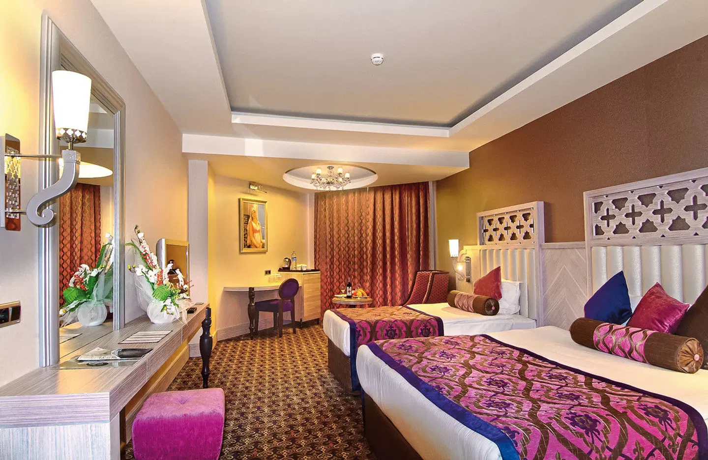 Royal Alhambra Palace ACCOMMODATION