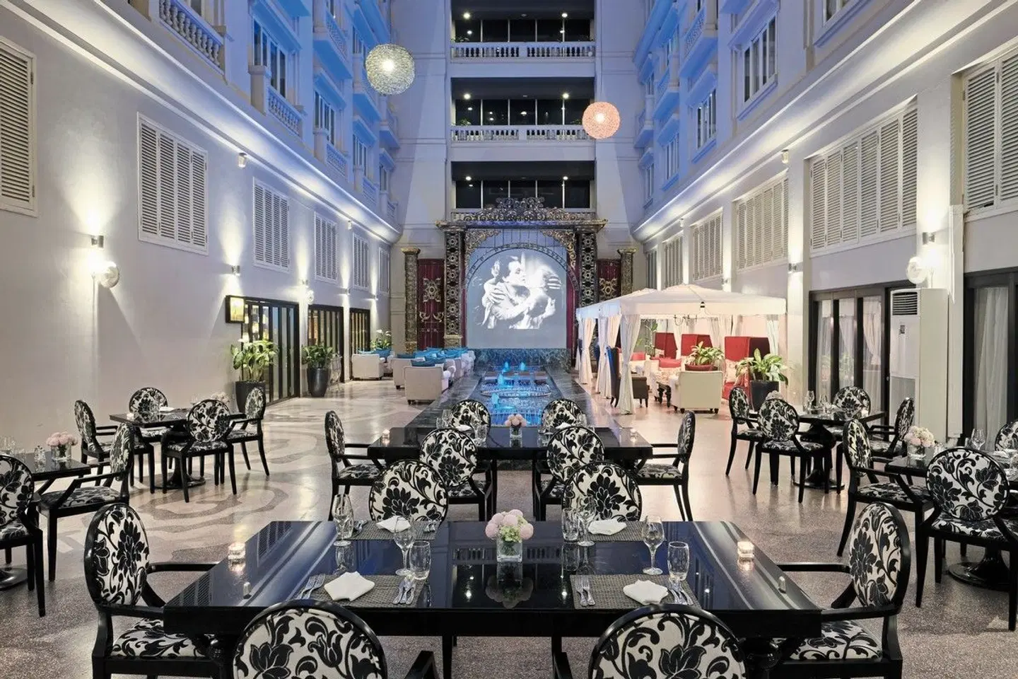 Hotel de l'Opera Hanoi - MGallery by Sofitel Restaurant