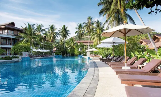 Maehaad Bay Resort Pool