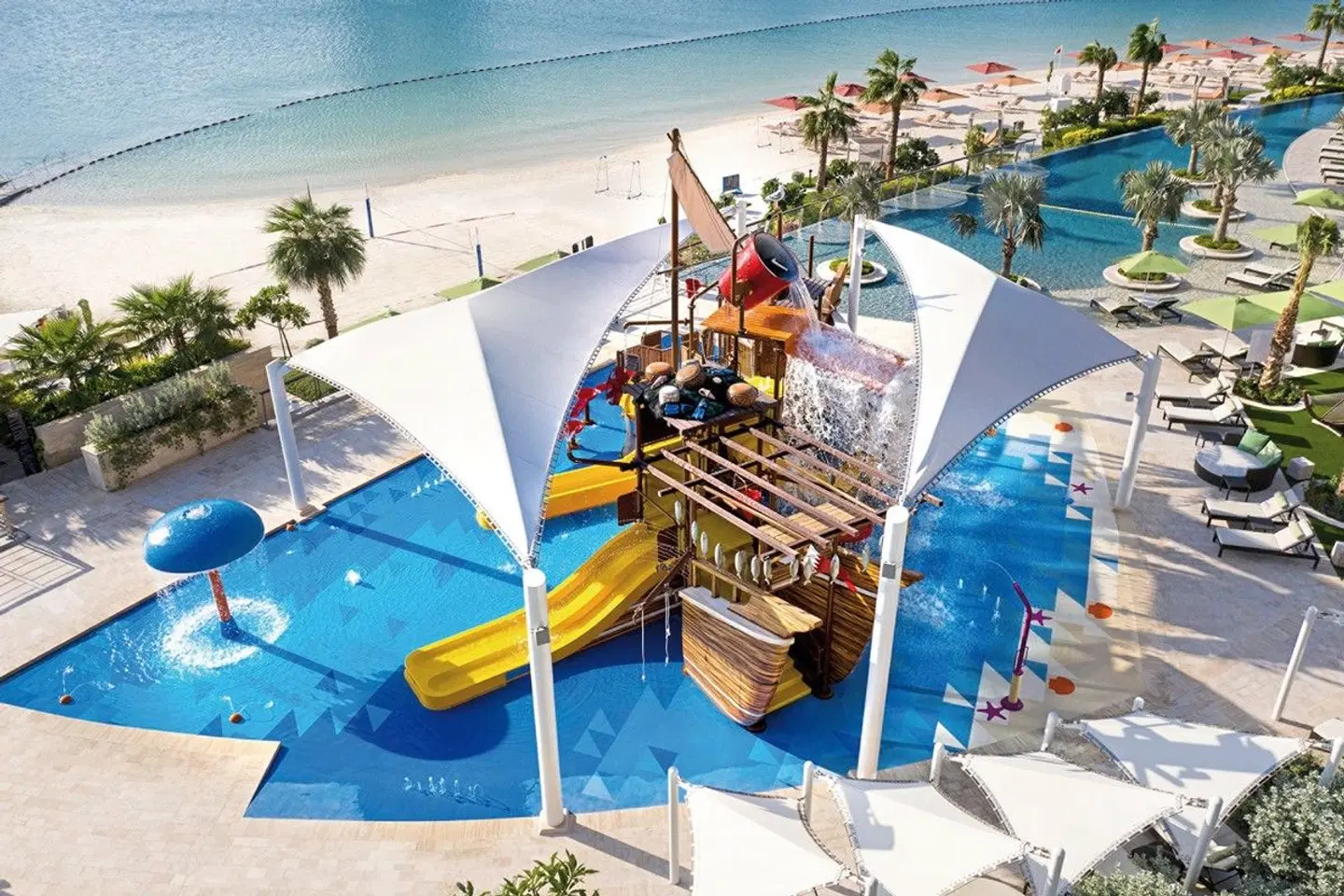 Four Seasons Hotel Bahrain Bay Pool