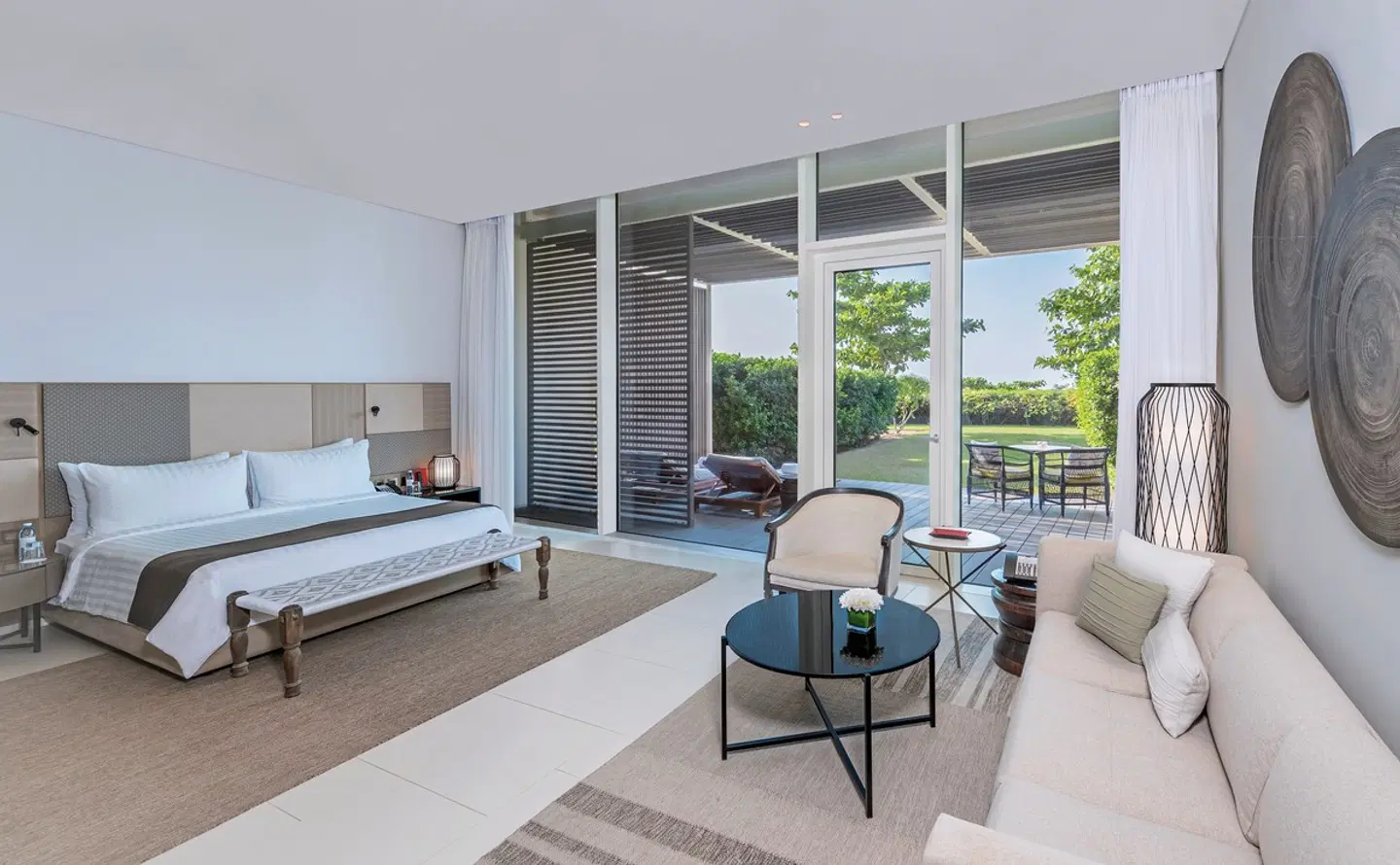 Al Zorah Beach Resort Terrasse