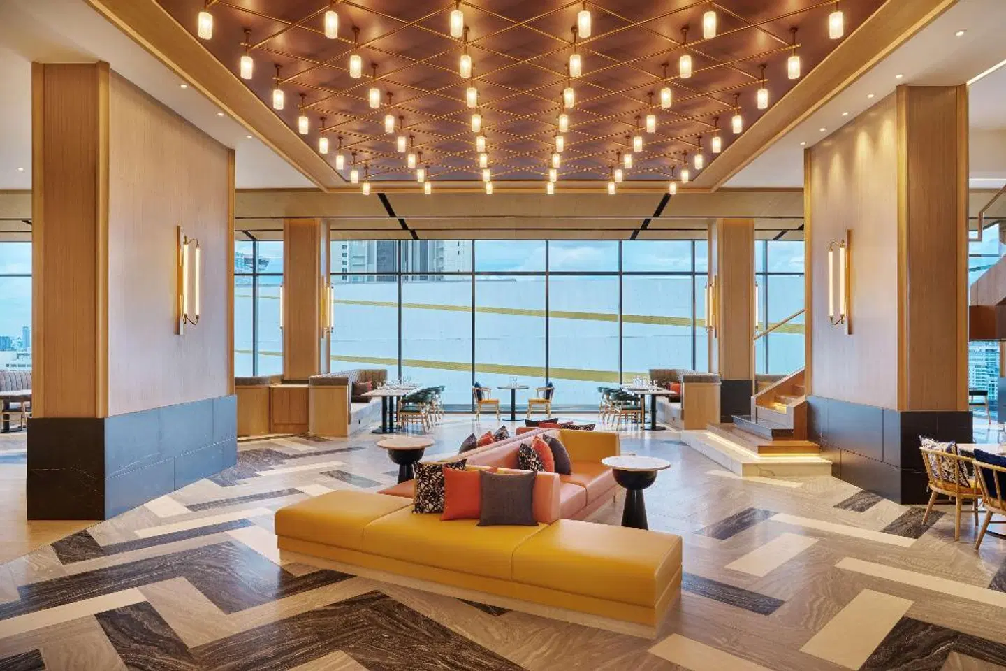 Hilton Garden Inn Bangkok Riverside Lobby