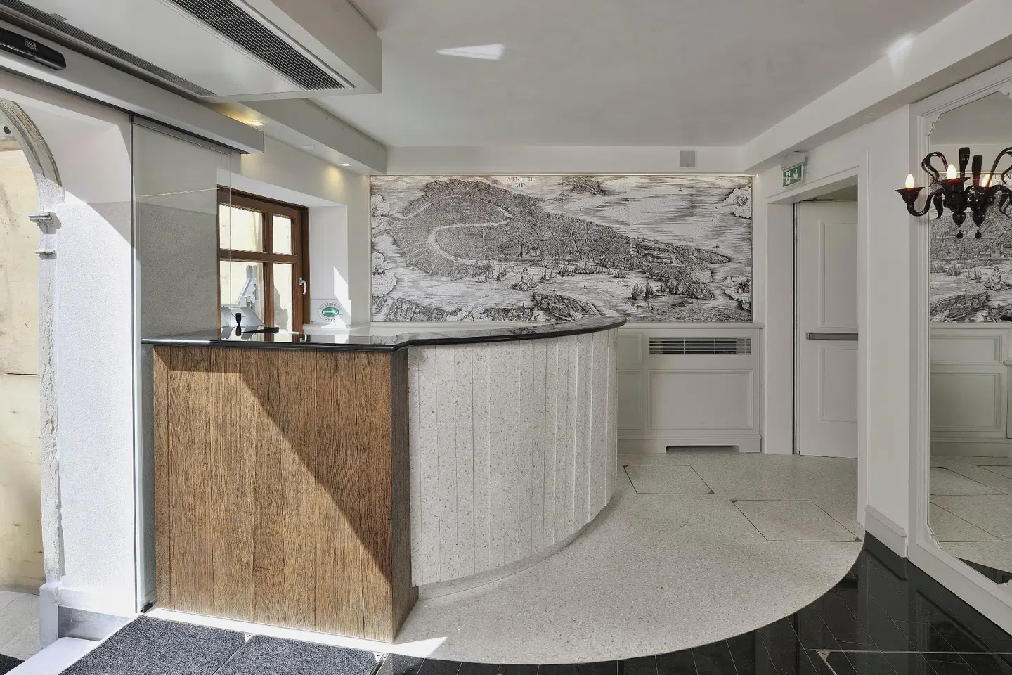 Al Theatro Palace Lobby