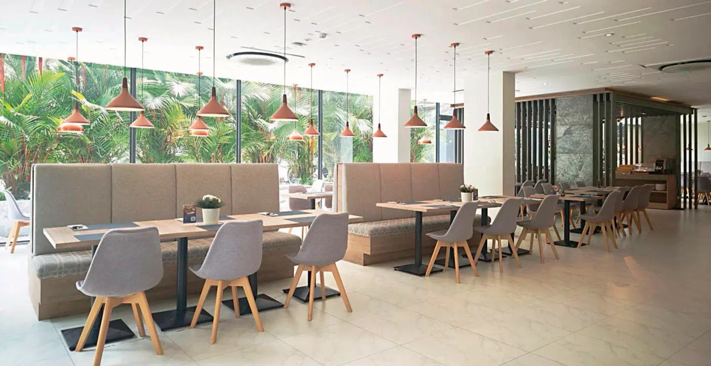 Canalis Suvarnabhumi Airport Hotel Lobby