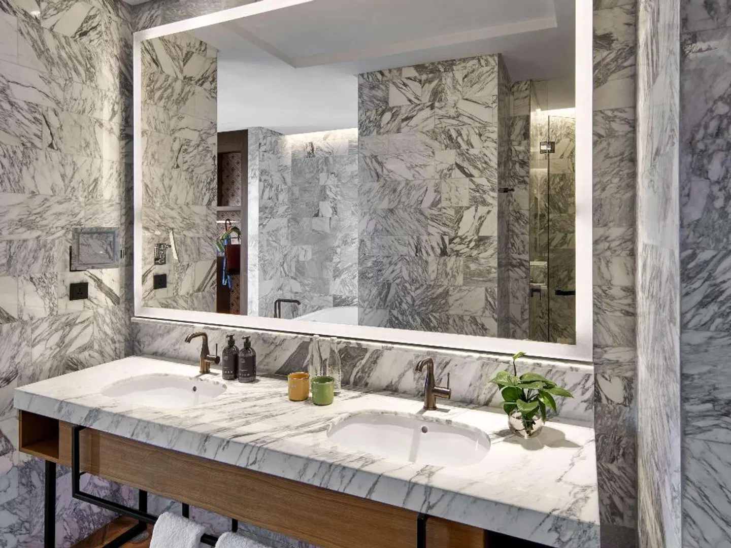 25hours Hotel Jakarta The Oddbird Badezimmer