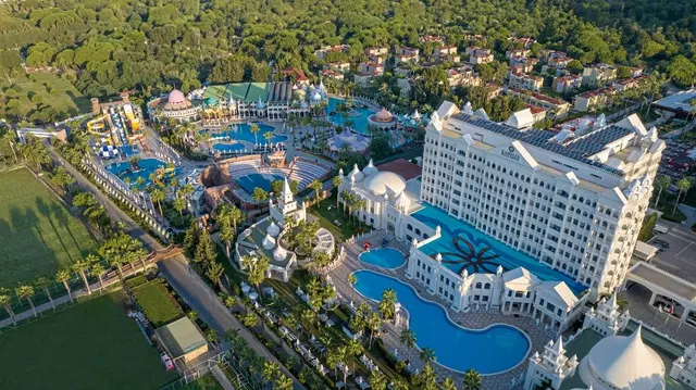 Kamelya Fulya Hotel Aussenansicht