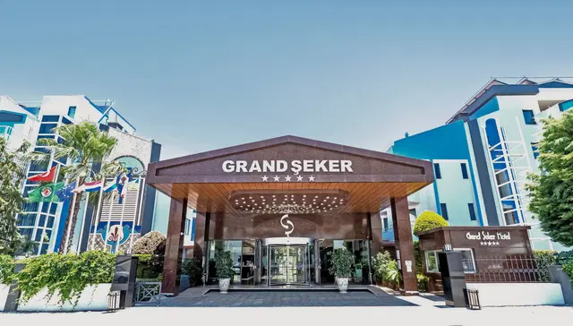 Grand Seker Aussenansicht