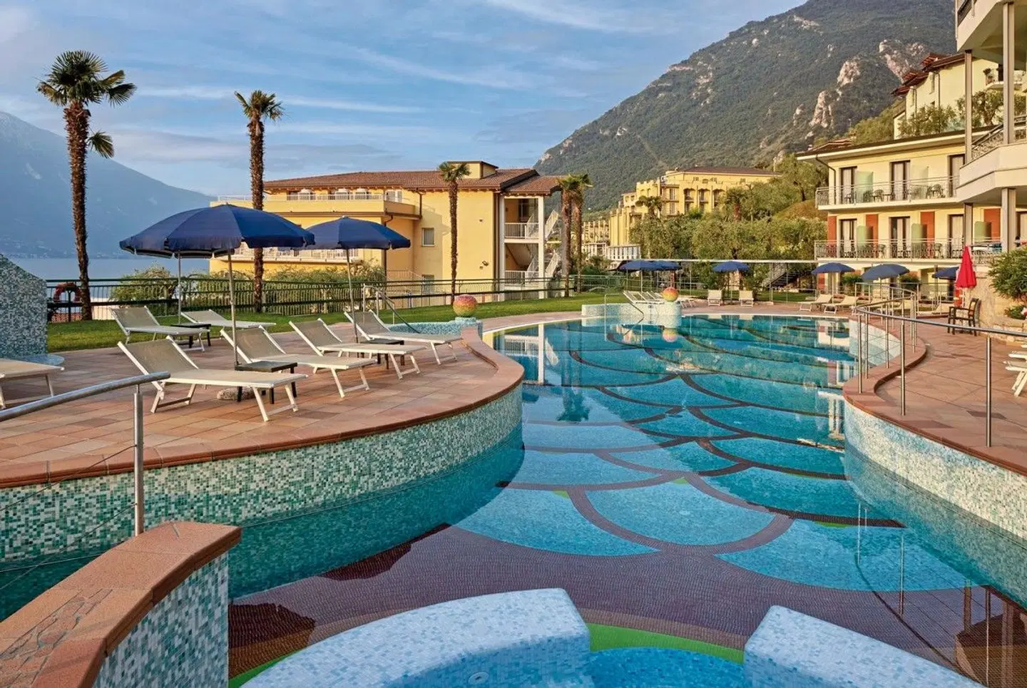 Hotel Royal Village Pool