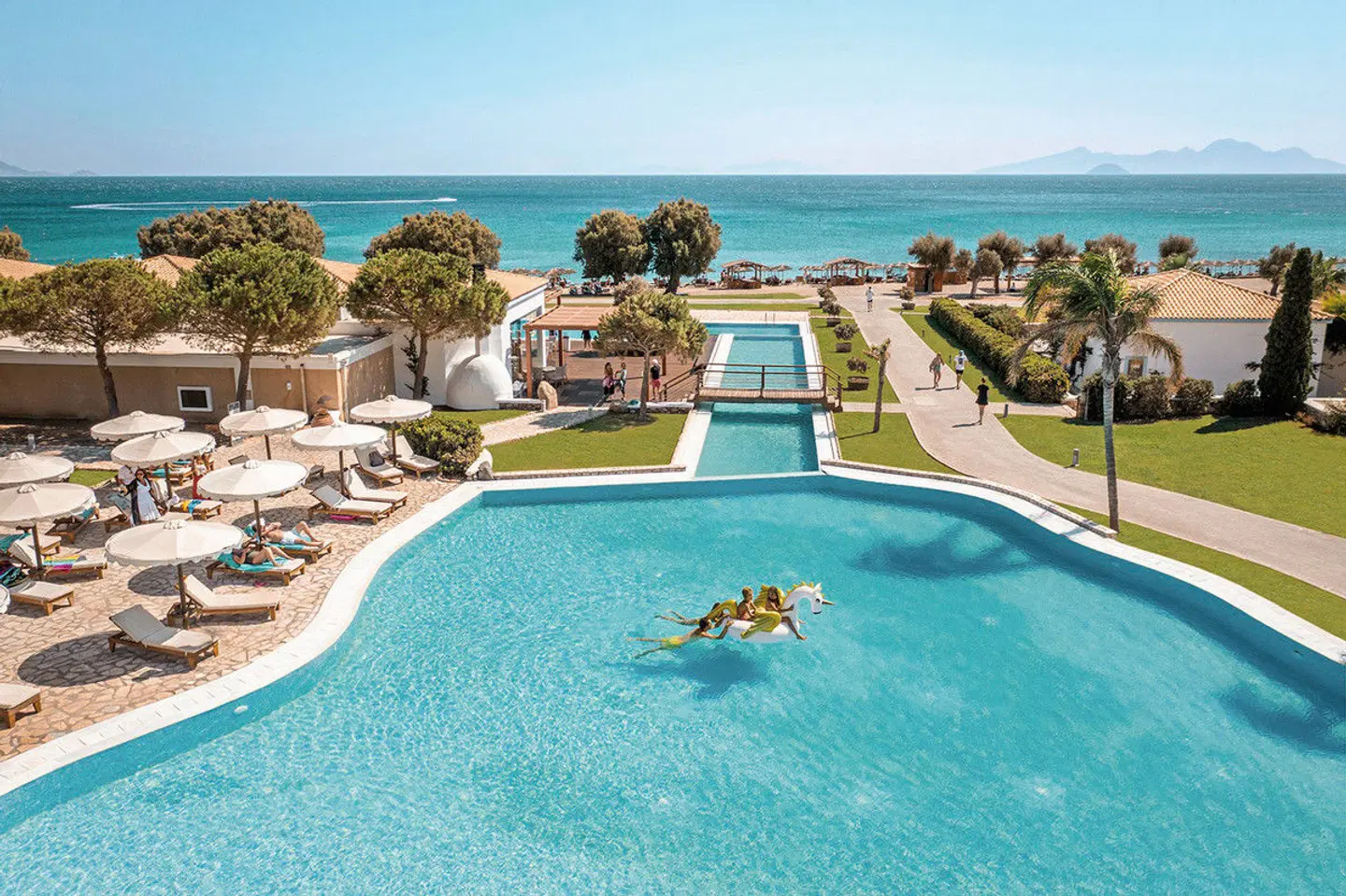 Mitsis Selection Blue Domes Pool