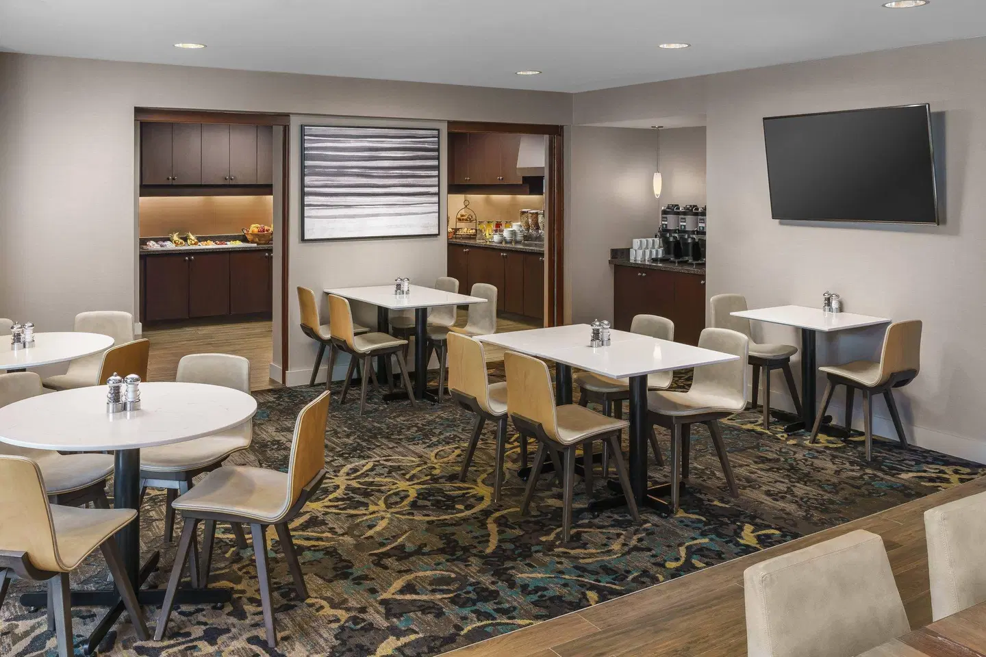 Residence Inn by Marriott Burlington Colchester Restaurant