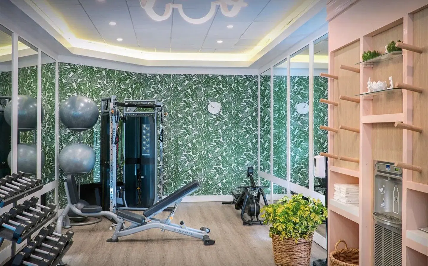 Pelican Grand Beach Resort Wellness