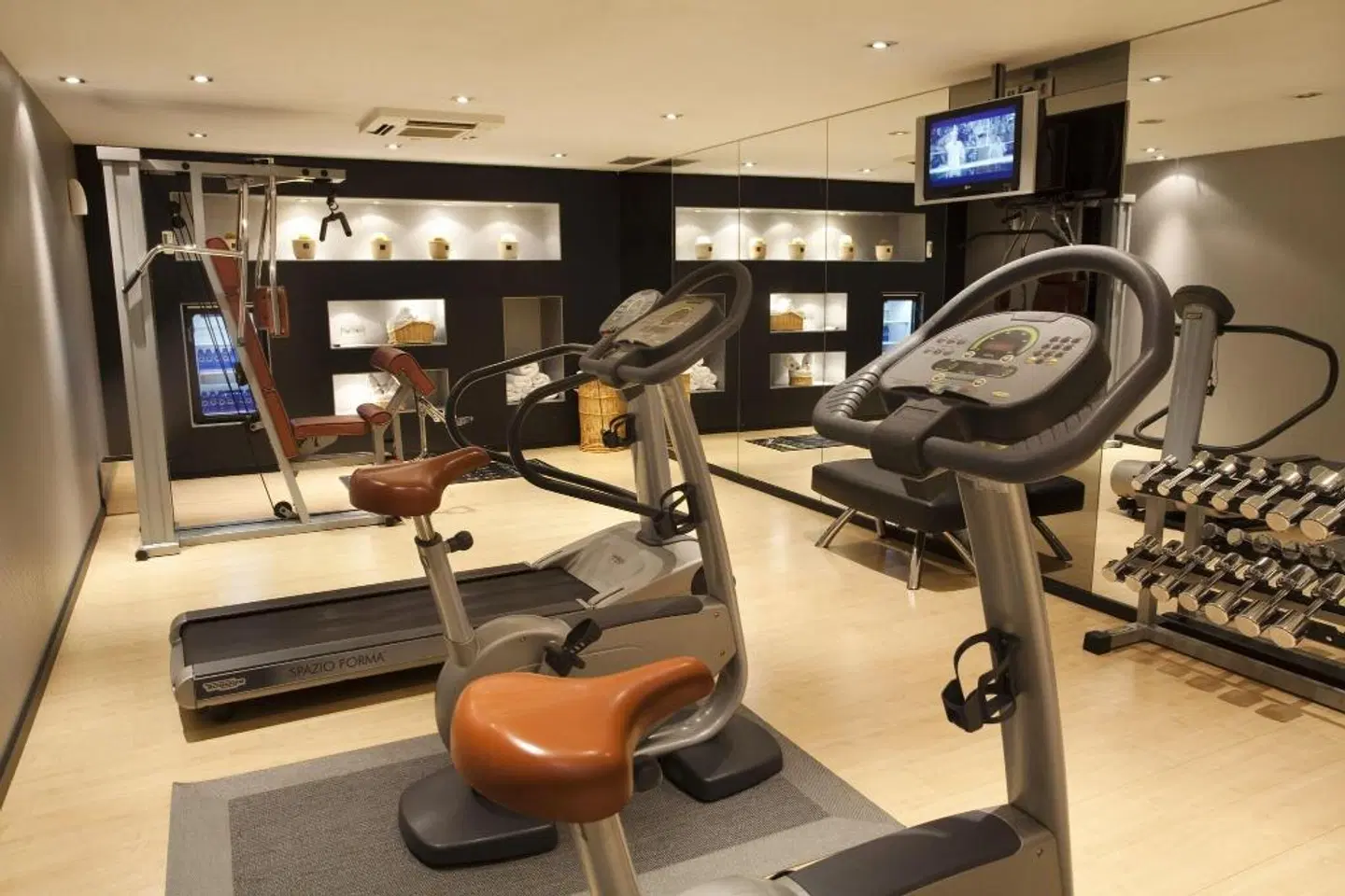 AC Hotel by Marriott Madrid Feria Sport und Entertainment