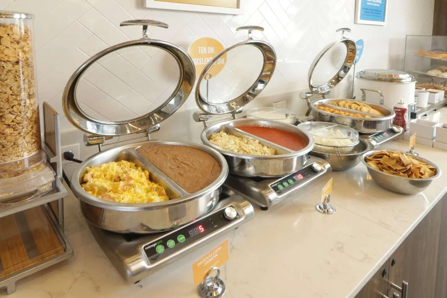 Tru by Hilton Monterrey Fundidora Restaurant