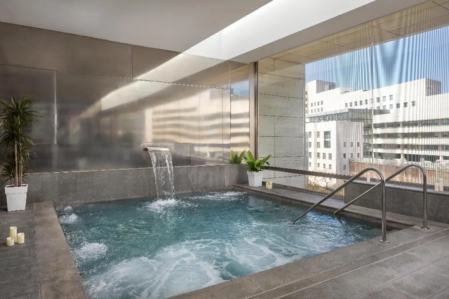 NH Collection Barcelona Constanza Hallenbad