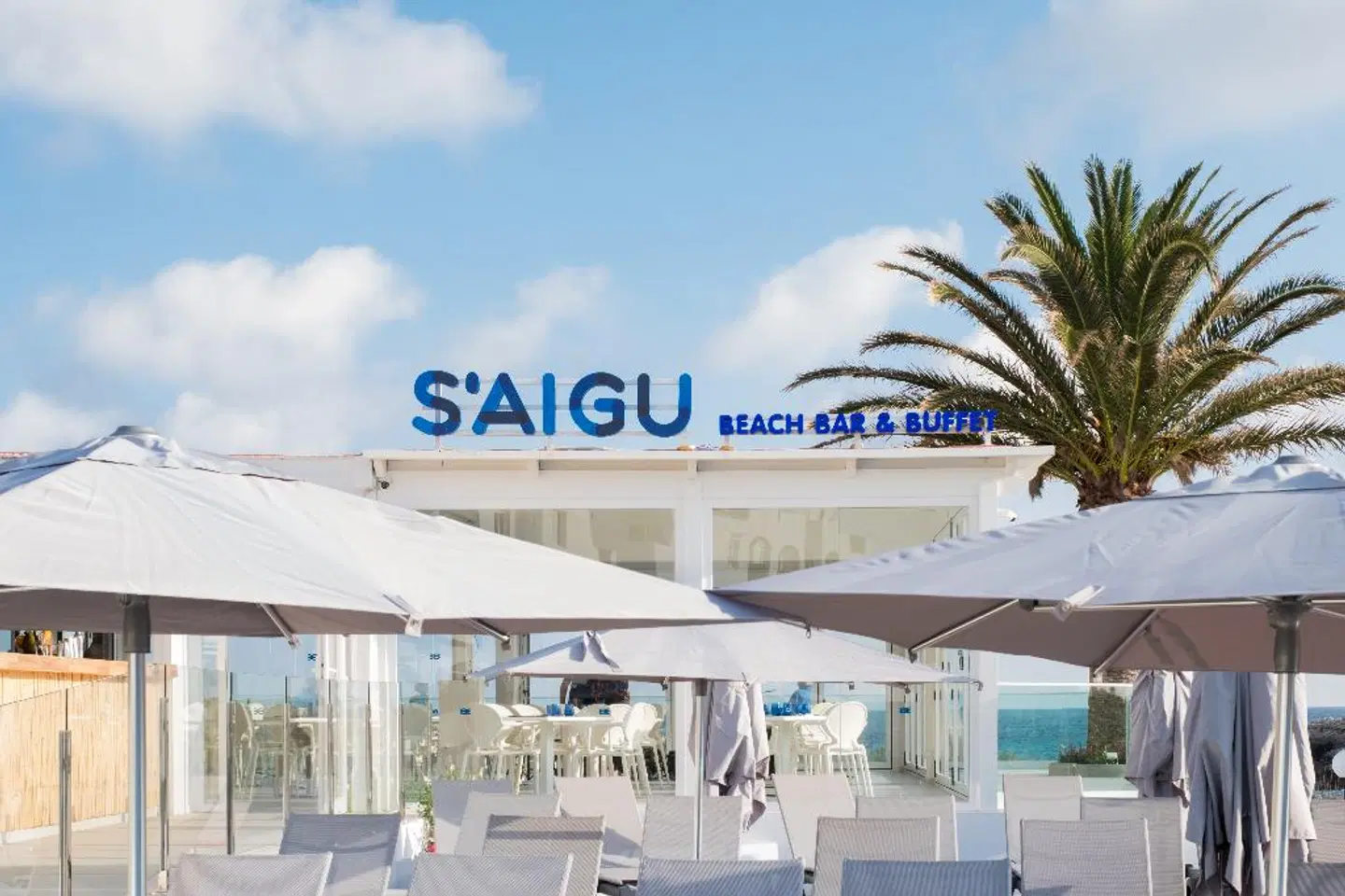 FERGUS Style Carema Beach Aussenansicht