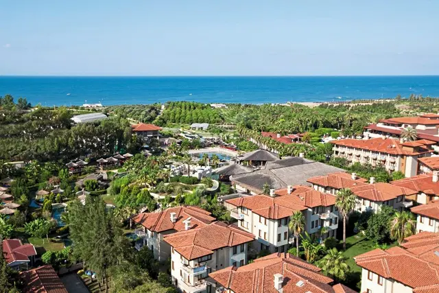 Club Grand Side Aussenansicht