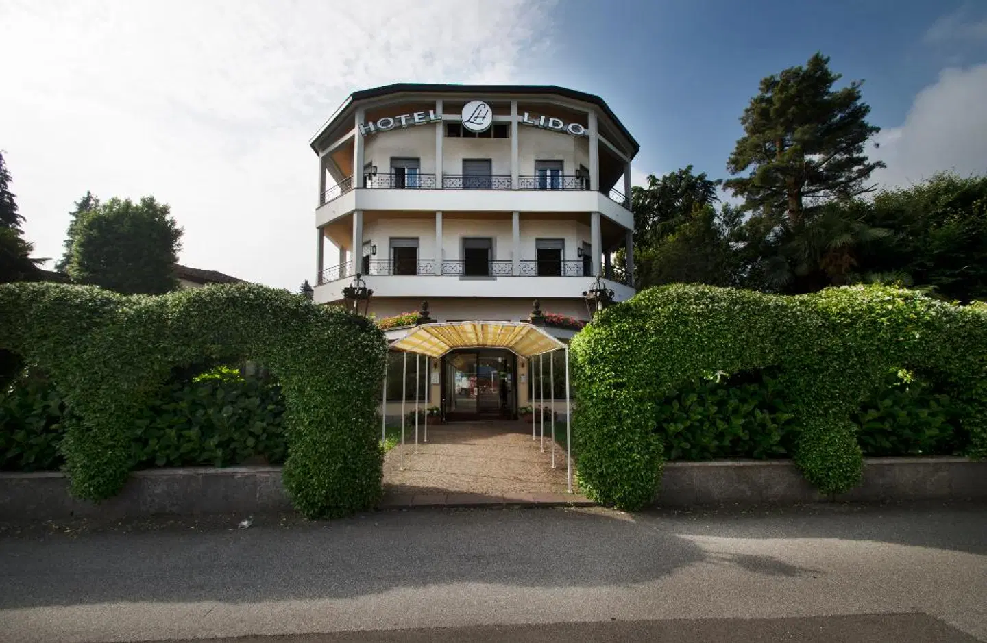 Lido La Perla Nera Aussenansicht