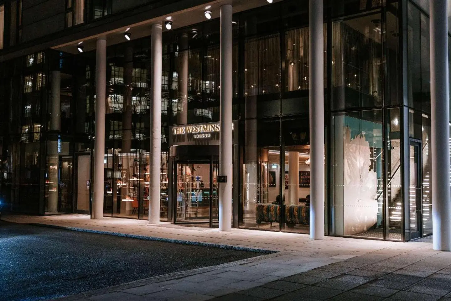 The Westminster London, Curio Collection by Hilton Aussenansicht