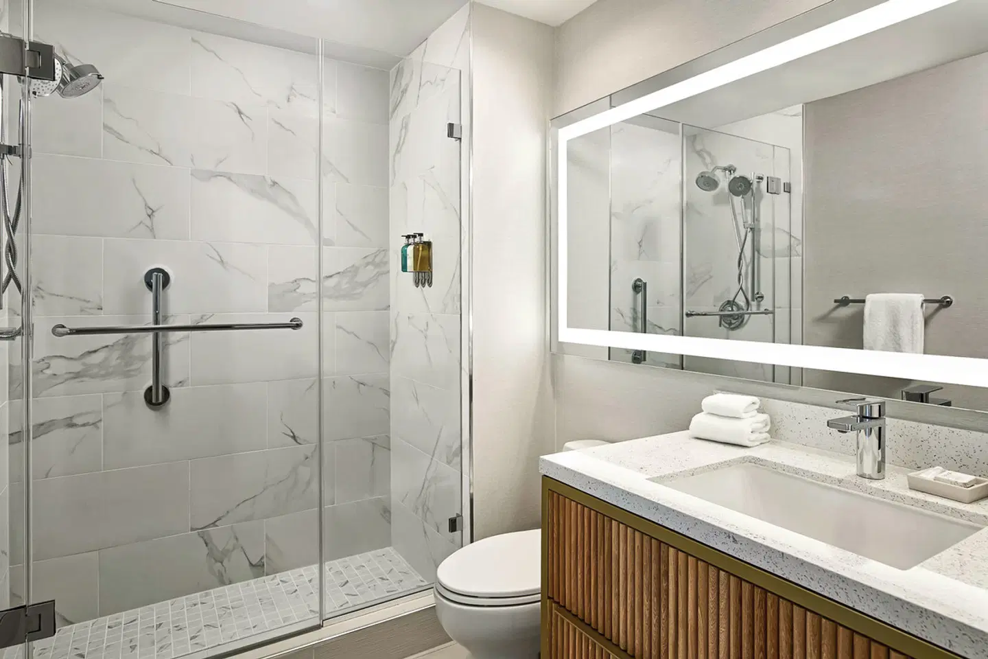 Faro Blanco Resort & Yacht Club Badezimmer