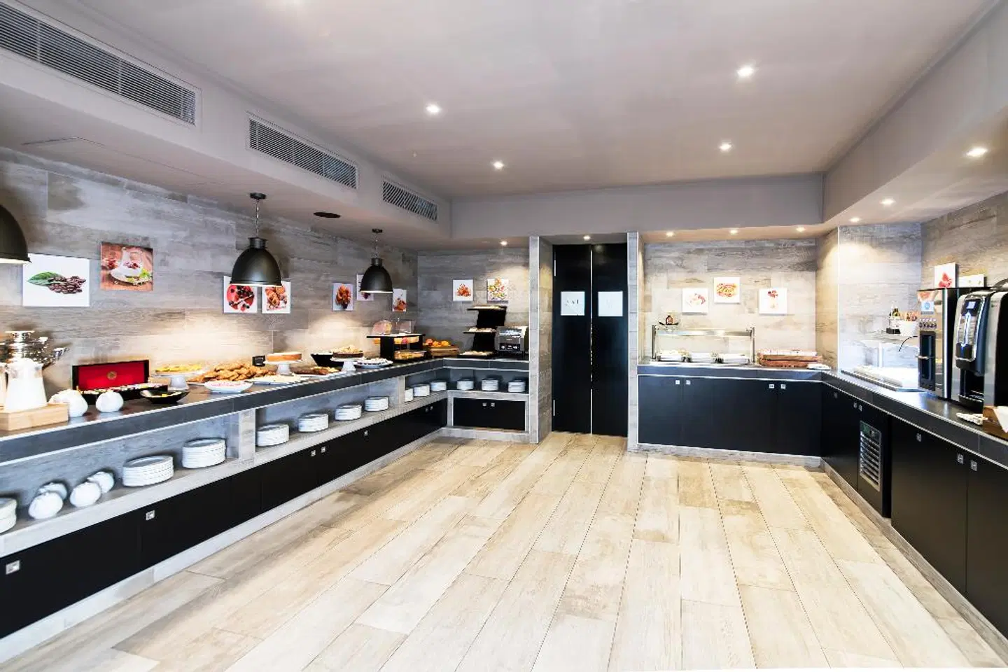 Just Hotel Milano Lobby