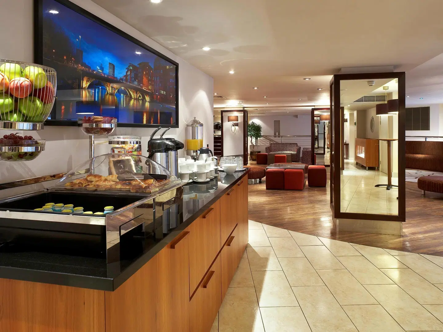 Mercure Bristol Brigstow Hotel Bar