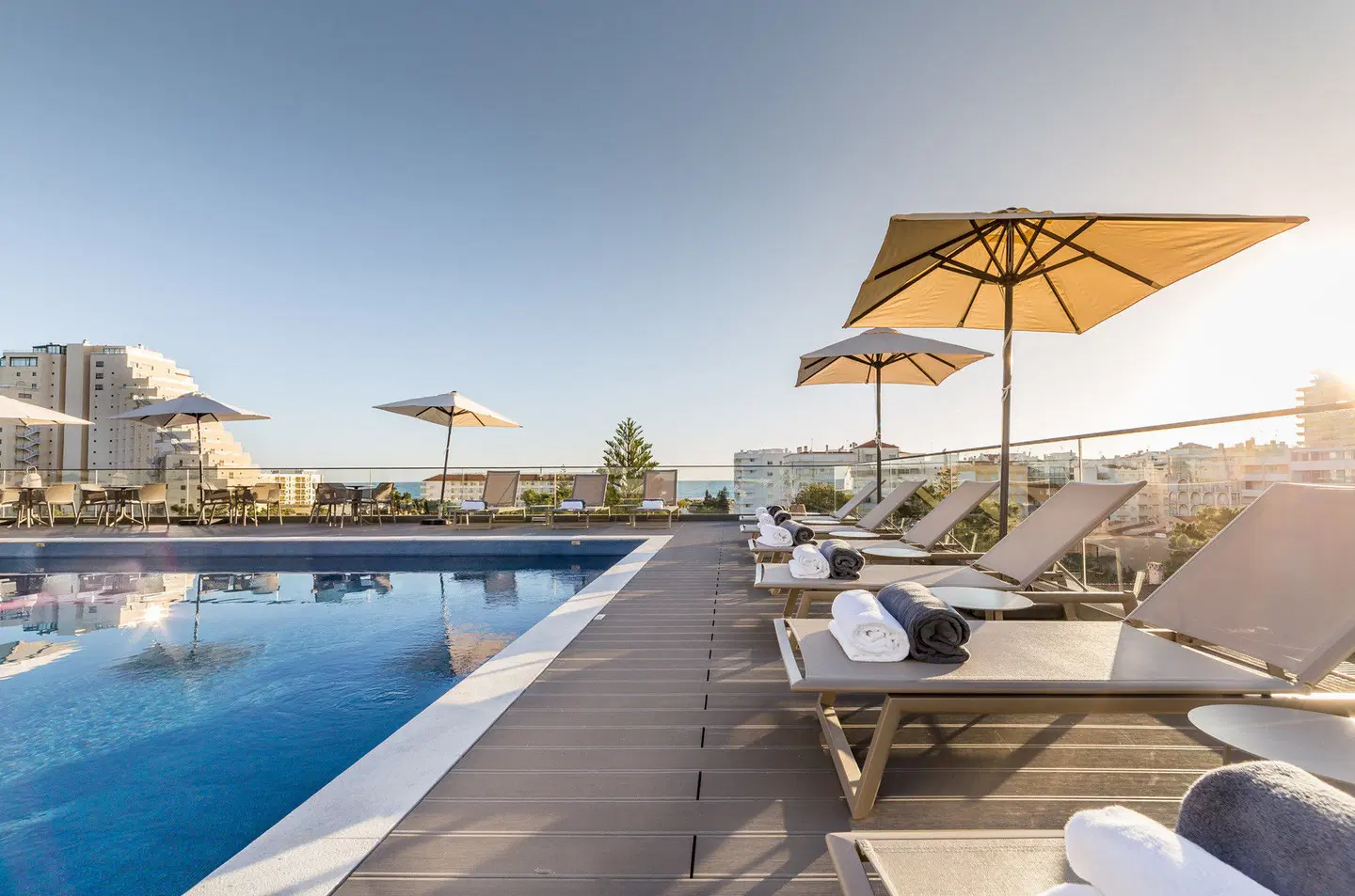 The Prime Energize Hotel Monte Gordo Pool