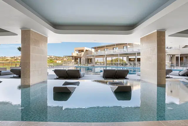 Ventale Island Breeze Resort Hallenbad