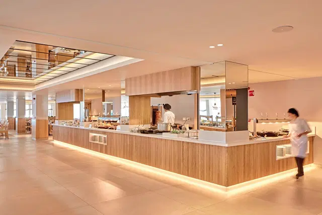 Universal Lido Park & Spa LOUNGE_LOBBY