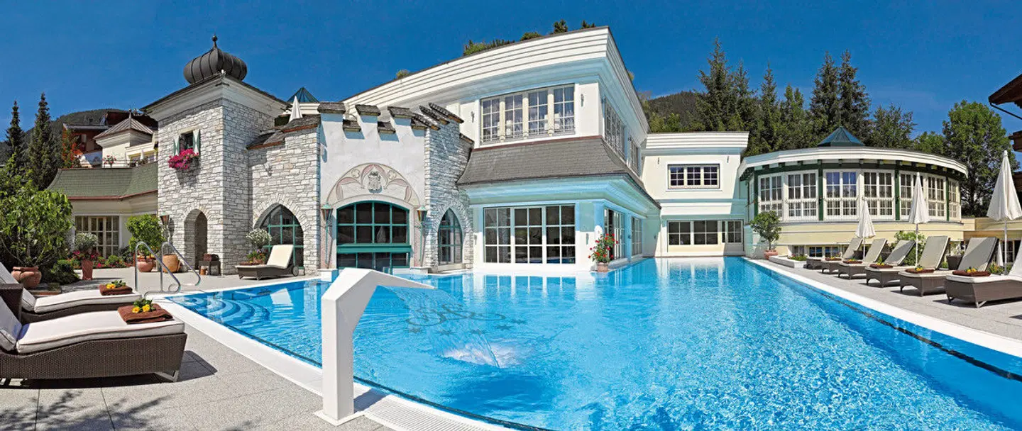Hotel Salzburgerhof OUTDOOR_POOL