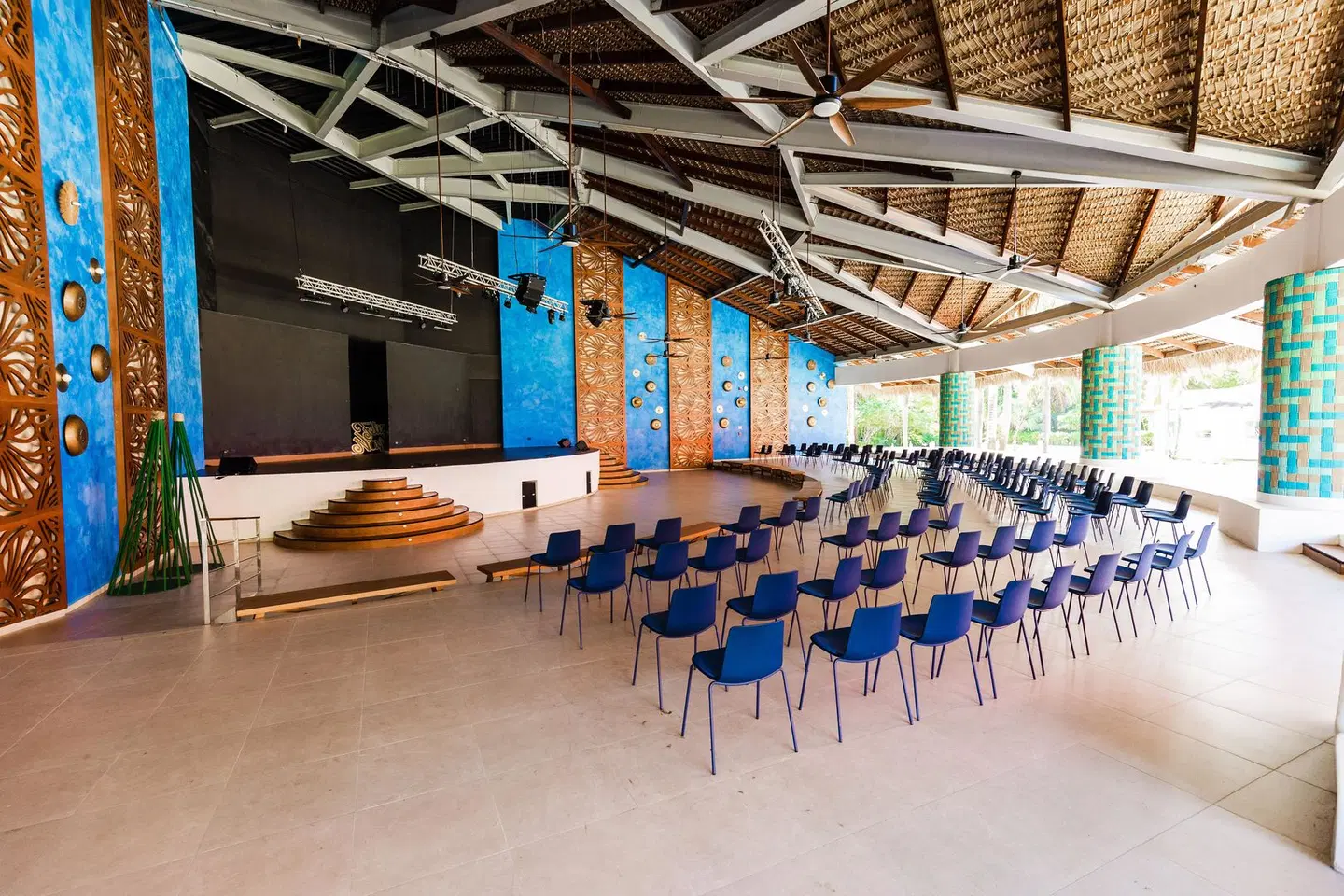 Tropical Deluxe Princess Konferenz