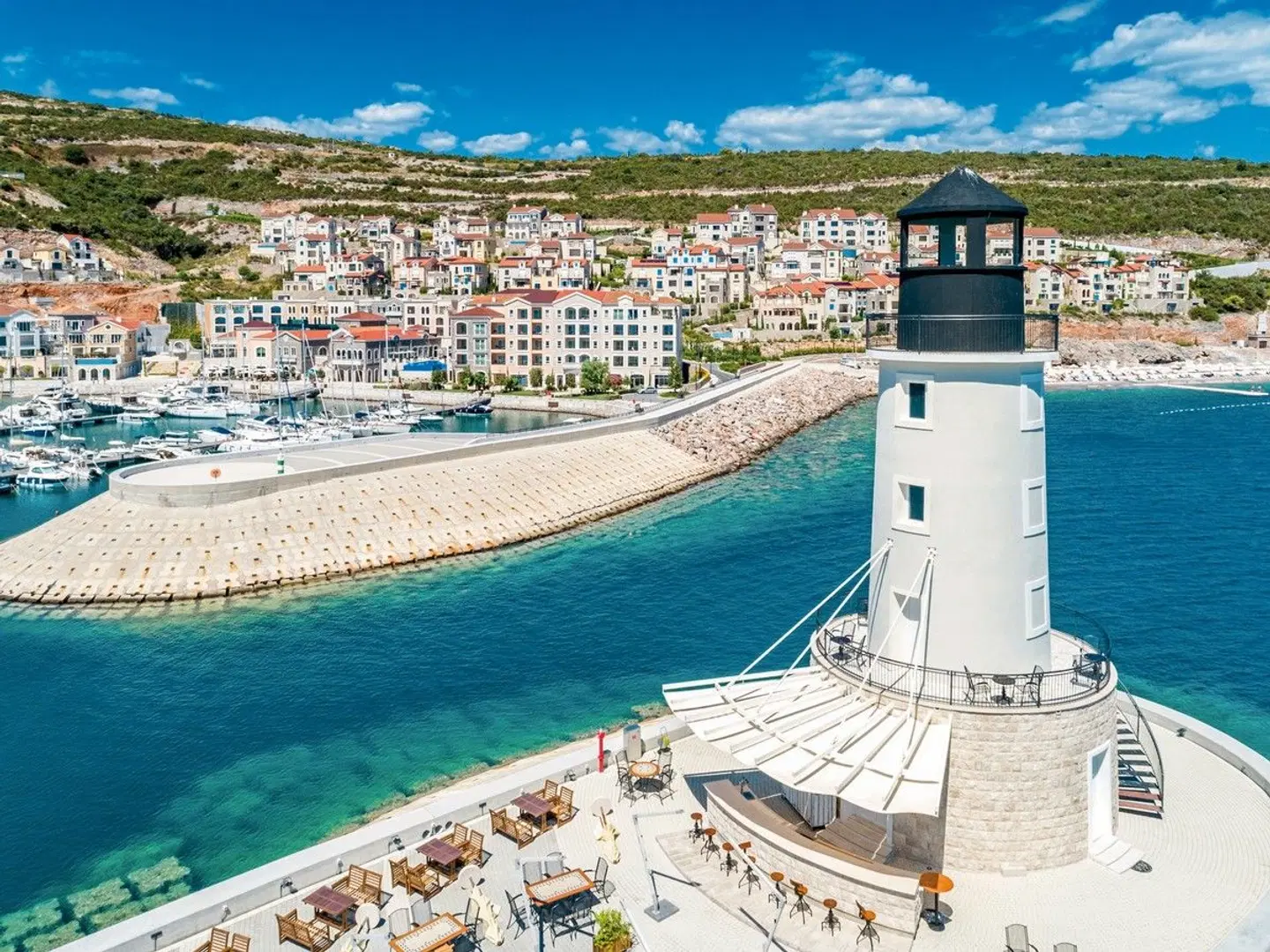 The Chedi Lustica Bay EXTERIOR
