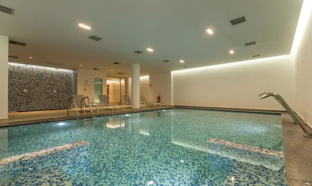 Blue Lagoon Ocean Hallenbad