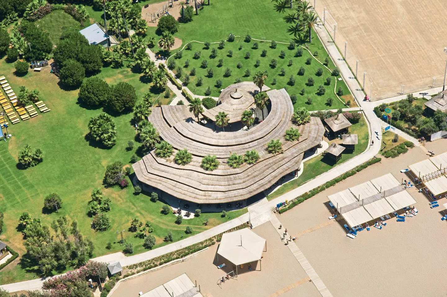 Blue Waters Club EXTERIOR