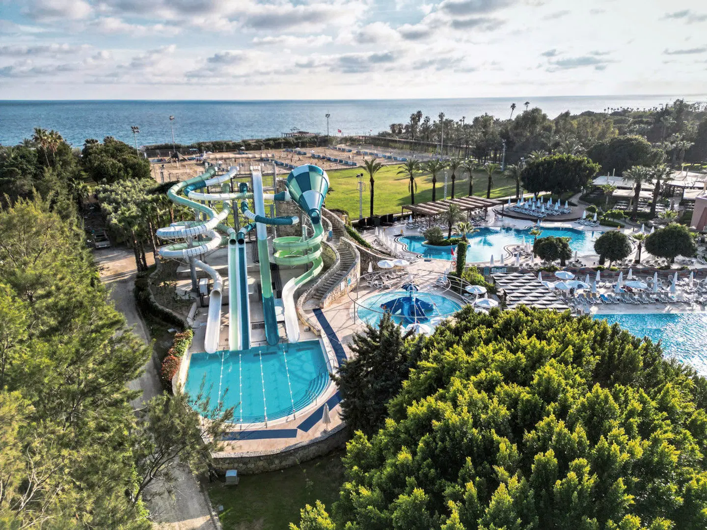 Blue Waters Club OUTDOOR_POOL