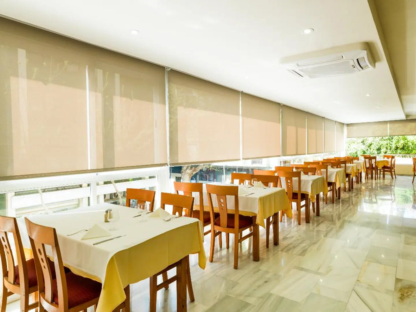 Monarque El Rodeo Restaurant