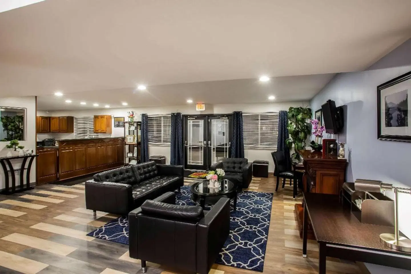 Super 8 by Wyndham Washington LOUNGE_LOBBY