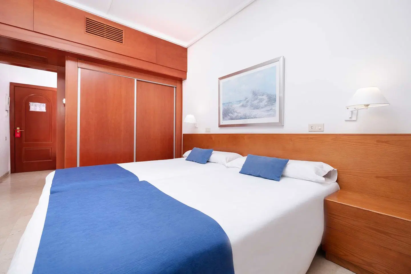 Concorde ROOM_EXAMPLE