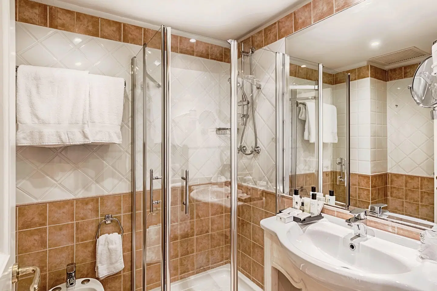 Colonna Grand Hotel Capo Testa Badezimmer