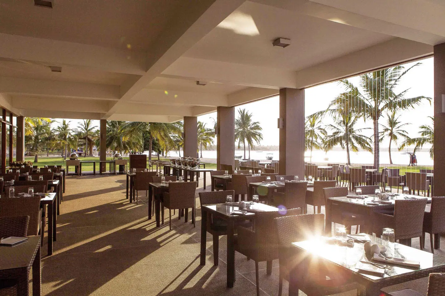 Amaya Beach Resort & Spa Passikudah Restaurant