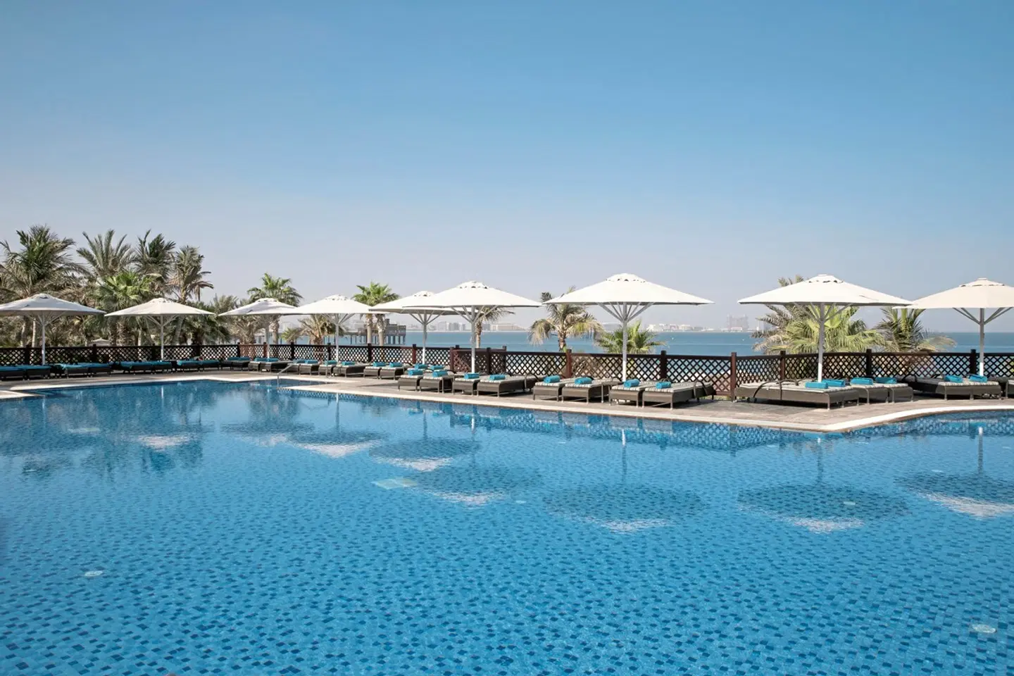 Jumeirah Mina A'Salam OUTDOOR_POOL