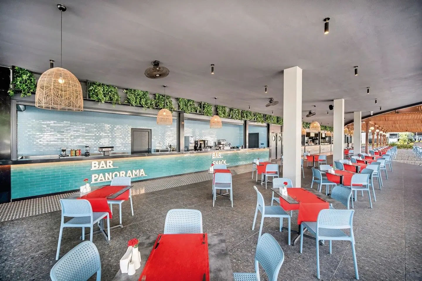 Mylome Luxury Hotel & Resort Bar