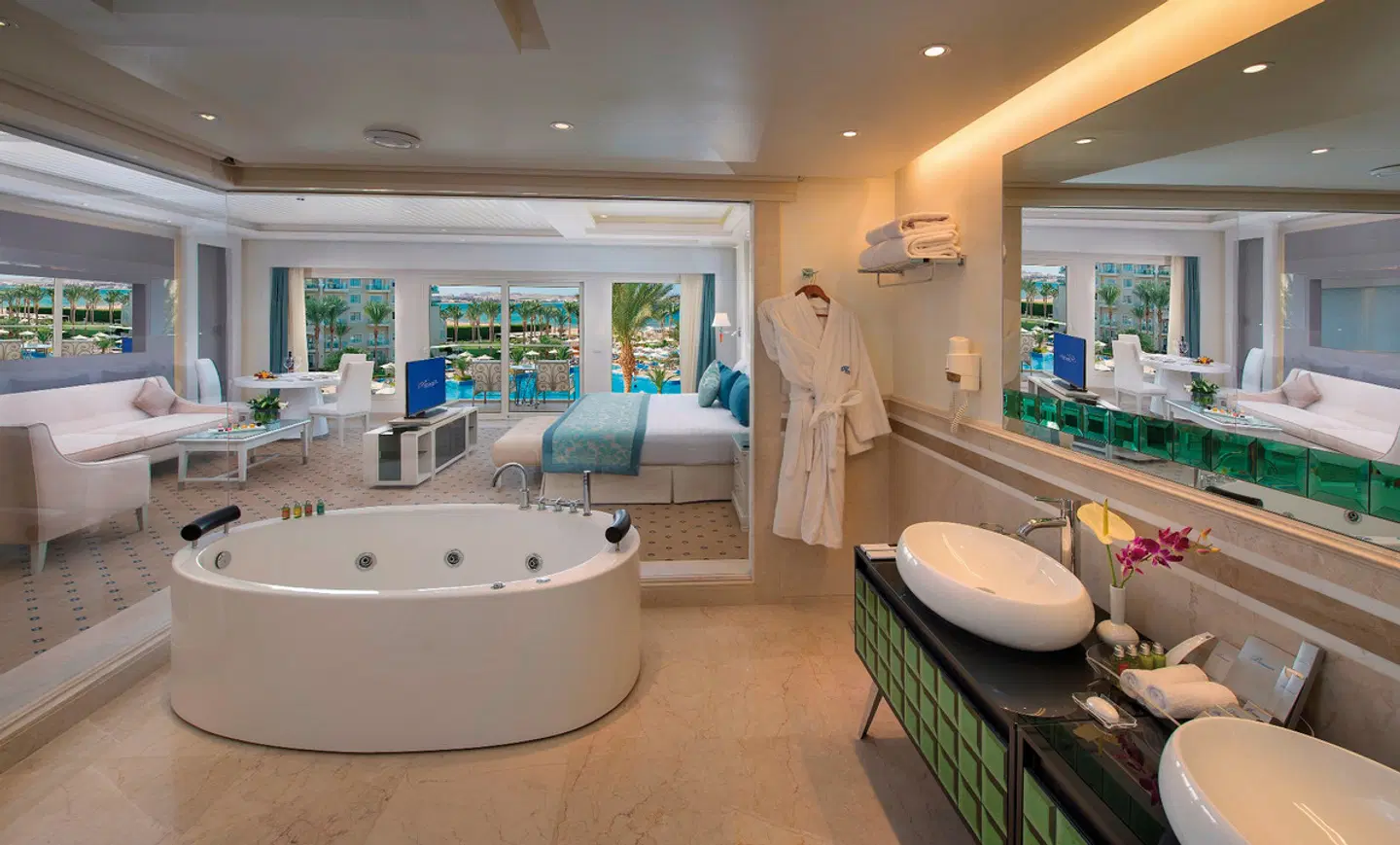 Premier Le Rêve Hotel & Spa BATHROOM